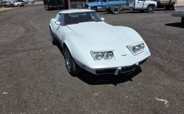 Chevrolet-Corvette-1977-Coupe-5