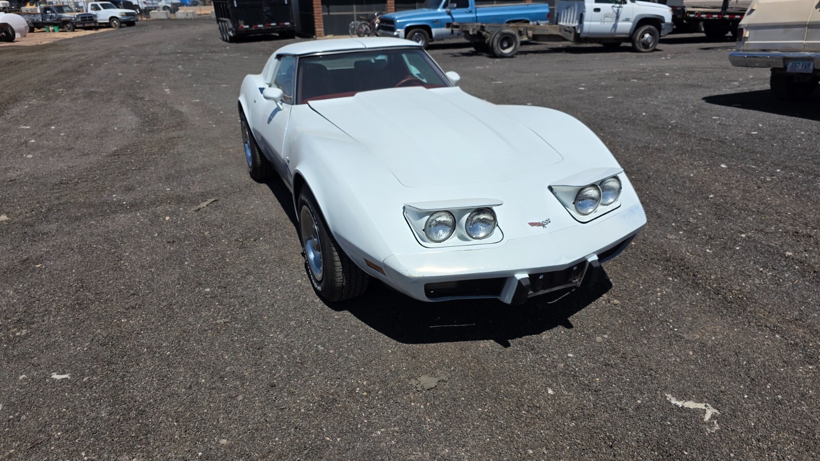 Chevrolet-Corvette-1977-Coupe-5
