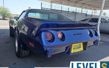 Chevrolet-Corvette-1978-1