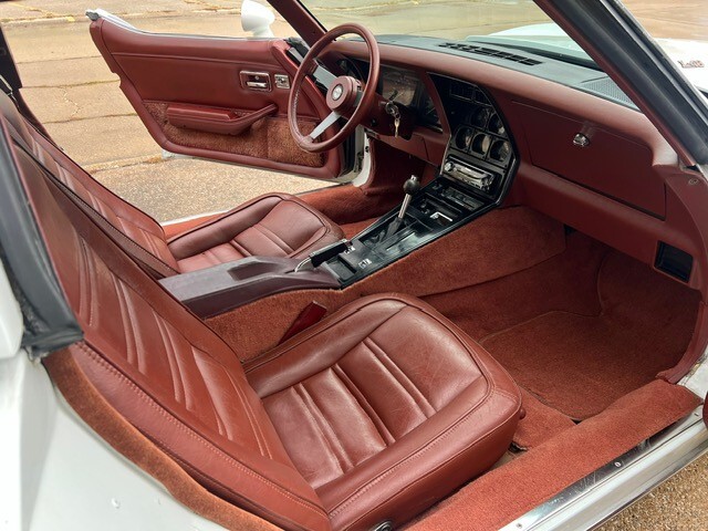 Chevrolet-Corvette-1978-Coupe-11