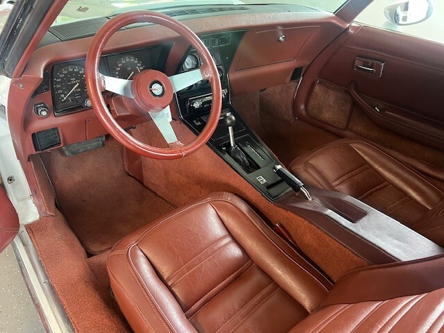 Chevrolet-Corvette-1978-Coupe-17