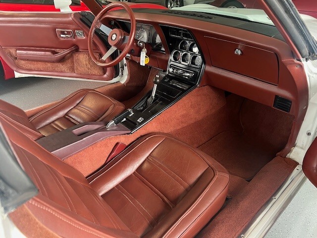 Chevrolet-Corvette-1978-Coupe-18