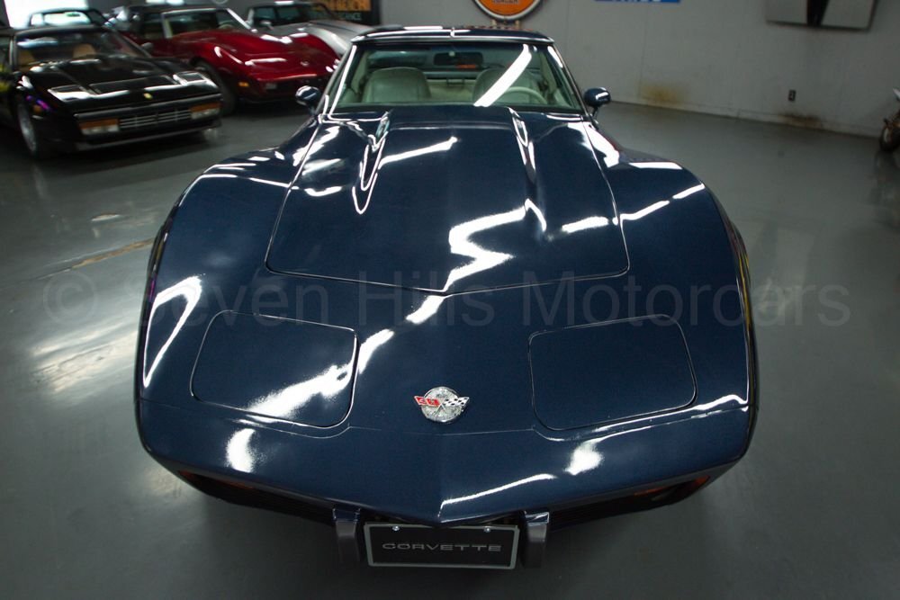 Chevrolet-Corvette-1978-Coupe-2