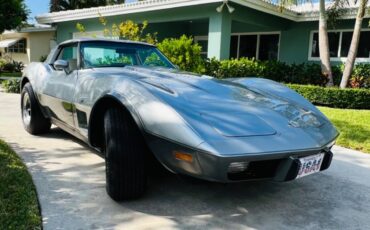Chevrolet-Corvette-1978-Coupe