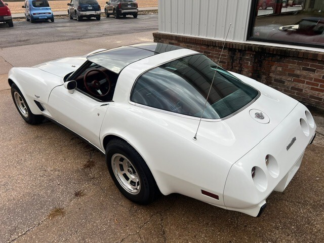 Chevrolet-Corvette-1978-Coupe-3