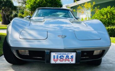 Chevrolet-Corvette-1978-Coupe-4