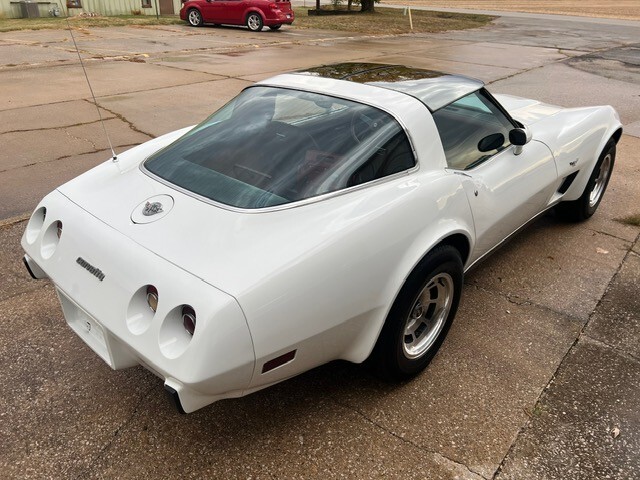 Chevrolet-Corvette-1978-Coupe-4