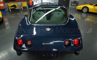 Chevrolet-Corvette-1978-Coupe-6