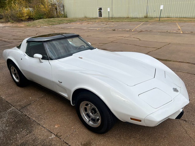 Chevrolet-Corvette-1978-Coupe-7