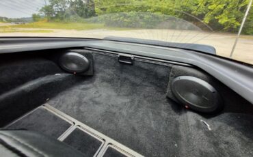 Chevrolet-Corvette-1978-T-TOP-18