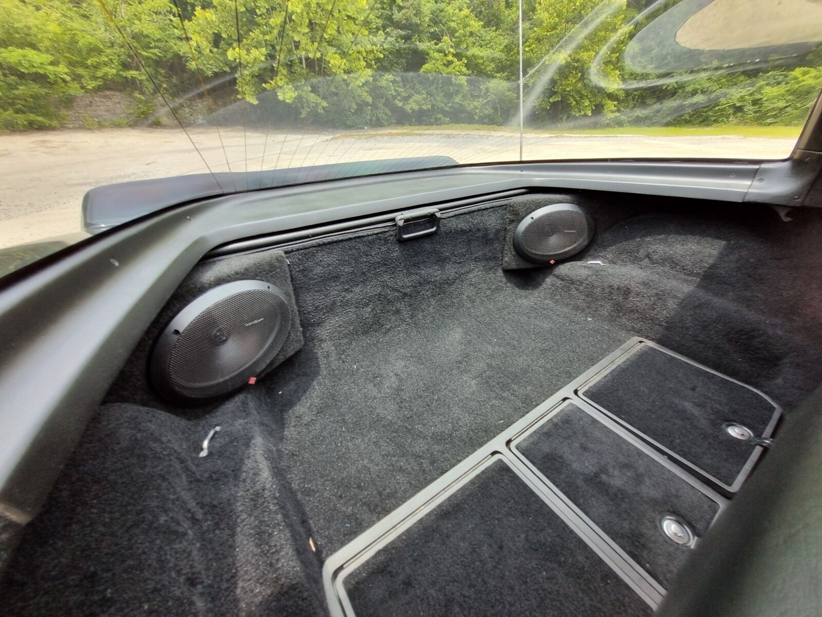 Chevrolet-Corvette-1978-T-TOP-22