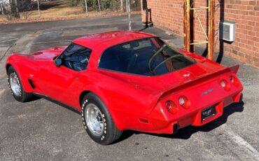Chevrolet-Corvette-1979-22