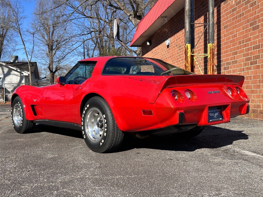 Chevrolet-Corvette-1979-23