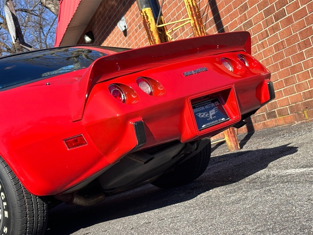 Chevrolet-Corvette-1979-24