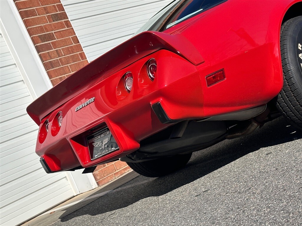 Chevrolet-Corvette-1979-37