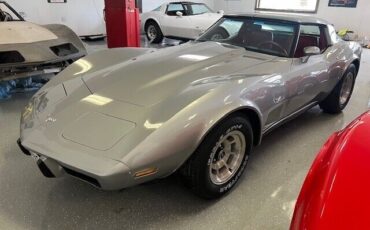 Chevrolet-Corvette-1979-Coupe-15