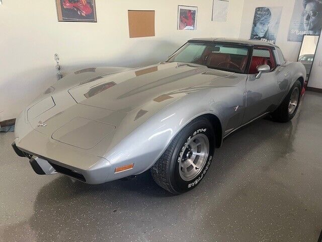 Chevrolet-Corvette-1979-Coupe