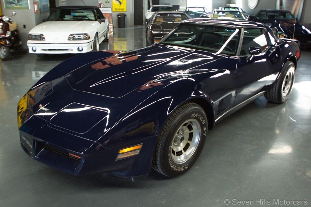 Chevrolet-Corvette-1980-Coupe-1
