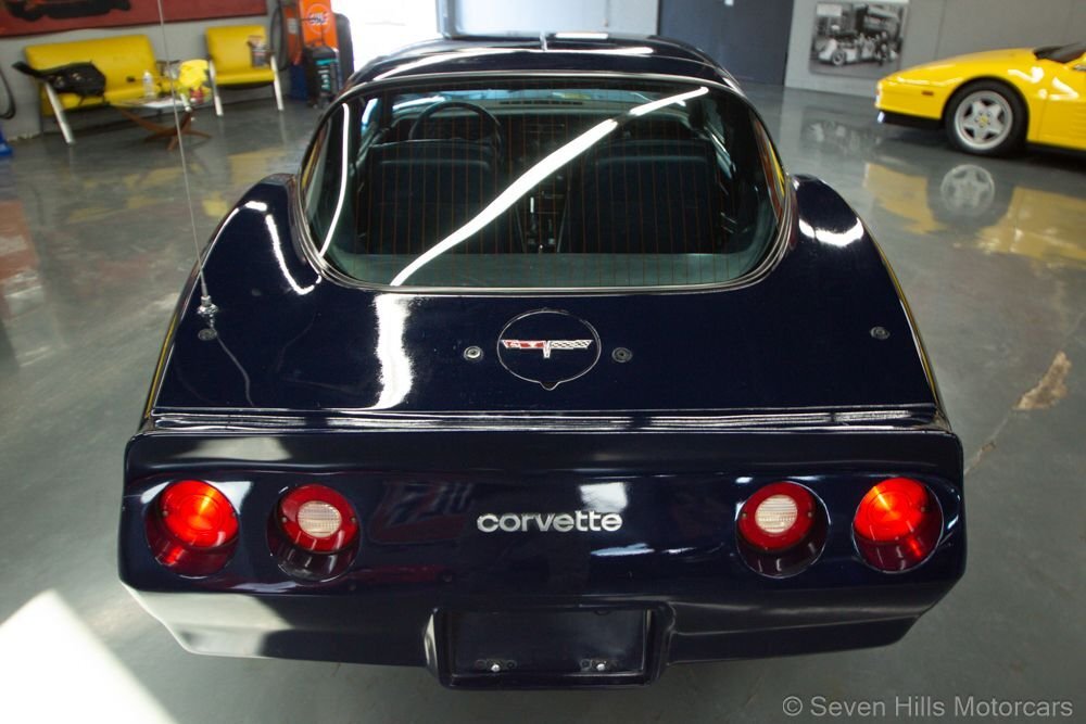 Chevrolet-Corvette-1980-Coupe-6