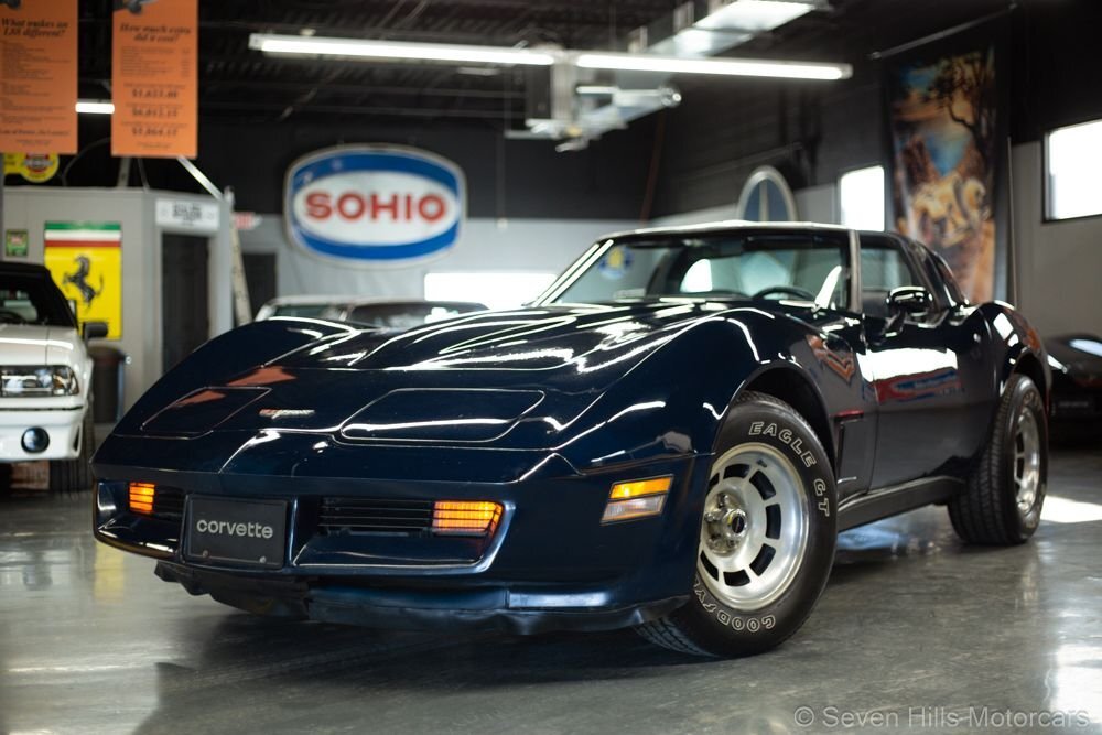 Chevrolet-Corvette-1980-Coupe