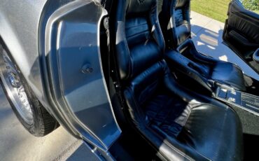 Chevrolet-Corvette-1981-Coupe-16