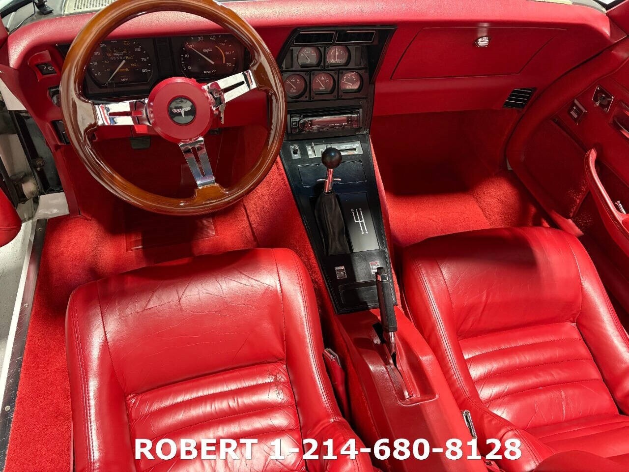 Chevrolet-Corvette-1981-Coupe-2