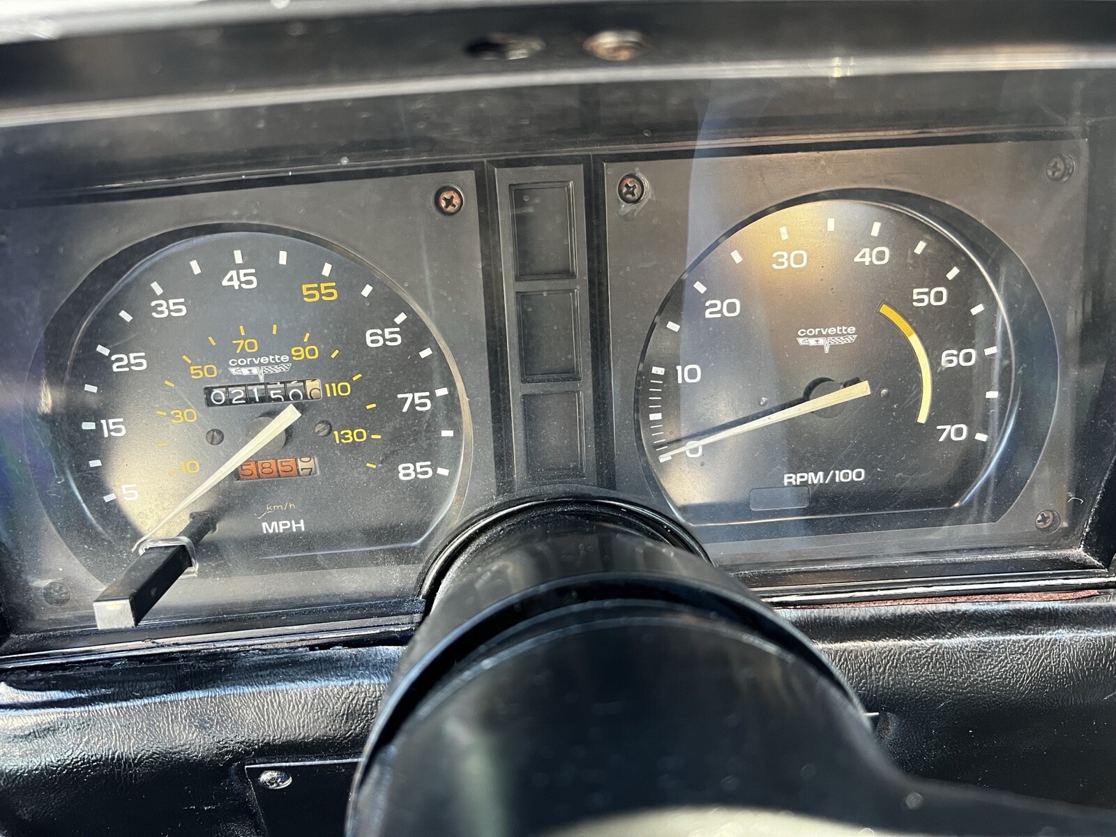 Chevrolet-Corvette-1981-Coupe-24