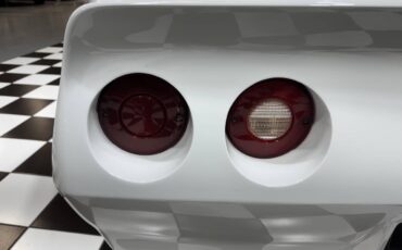 Chevrolet-Corvette-1981-Coupe-29