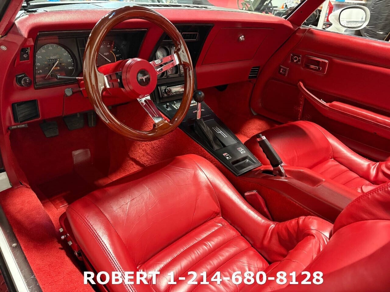 Chevrolet-Corvette-1981-Coupe-4