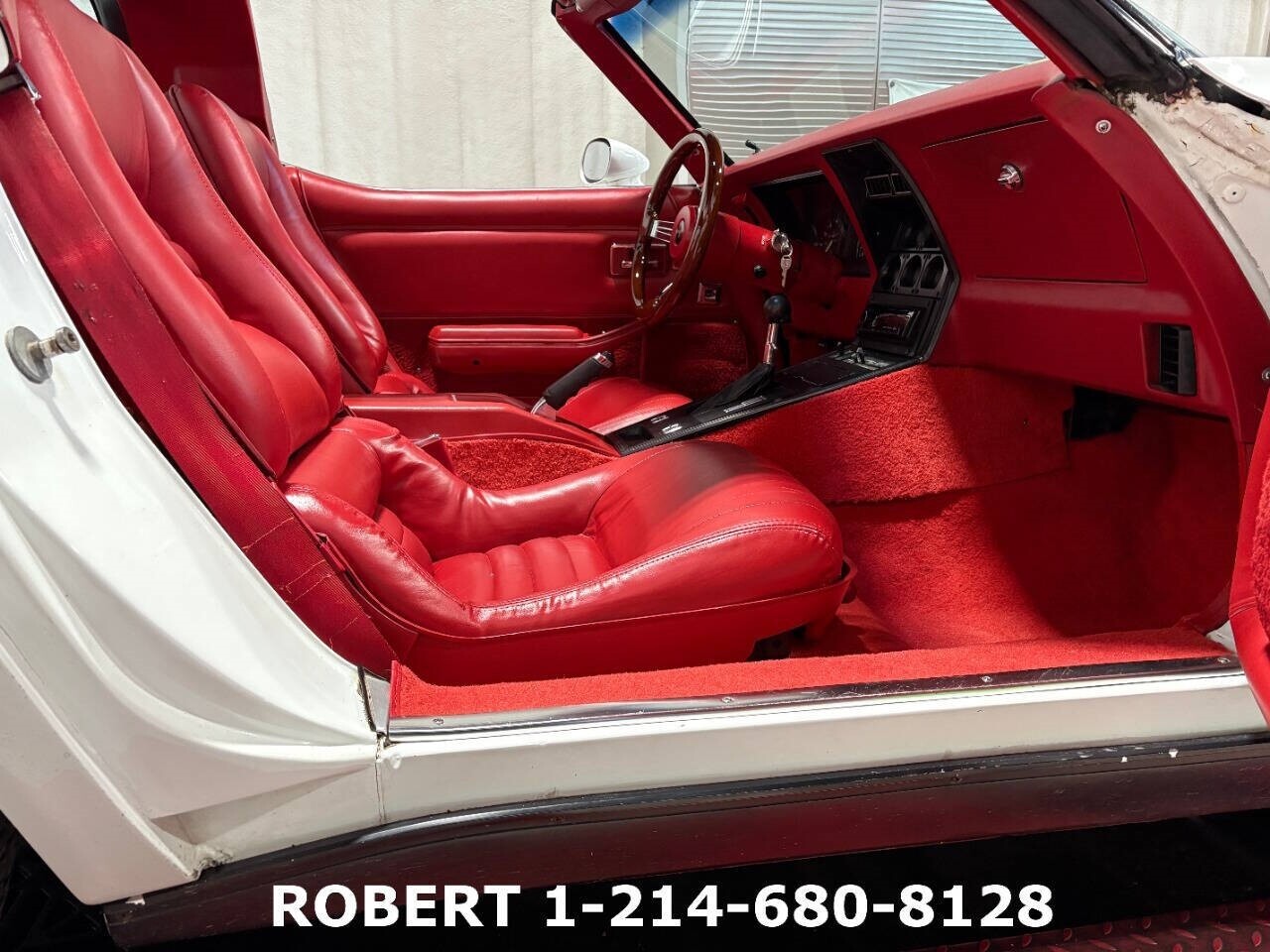 Chevrolet-Corvette-1981-Coupe-5