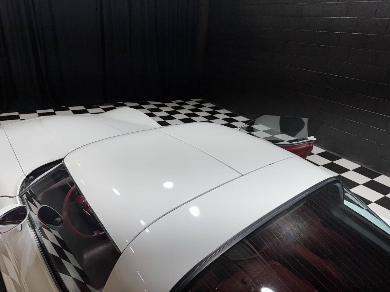 Chevrolet-Corvette-1981-Coupe-5