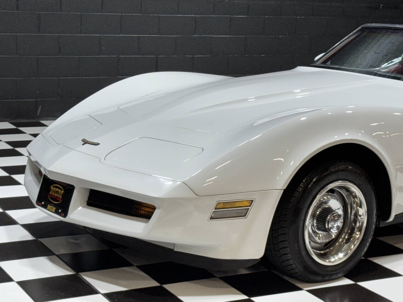 Chevrolet-Corvette-1981-Coupe-6
