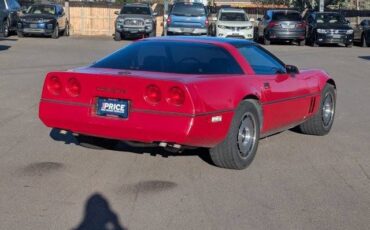 Chevrolet-Corvette-1984-red-10