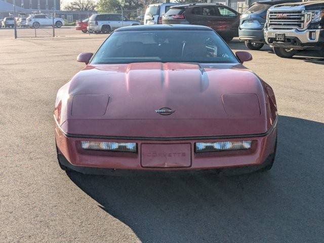 Chevrolet-Corvette-1984-red-7
