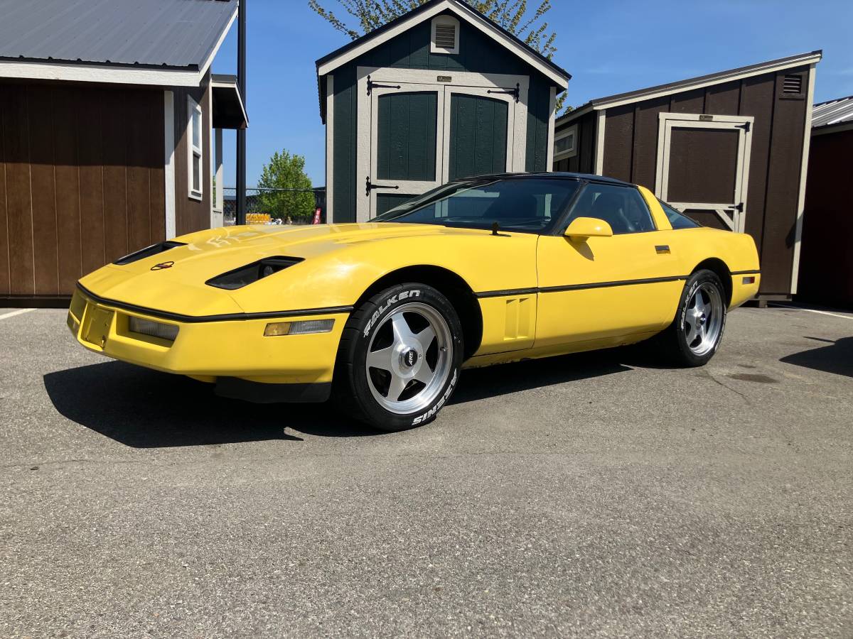 Chevrolet Corvette  1985