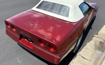 Chevrolet-Corvette-1986-13