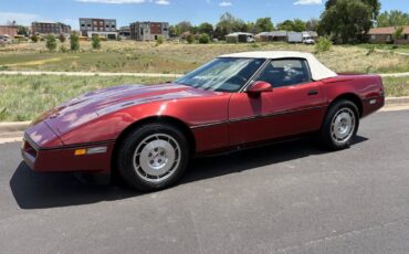 Chevrolet-Corvette-1986-18