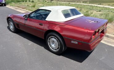 Chevrolet-Corvette-1986-19