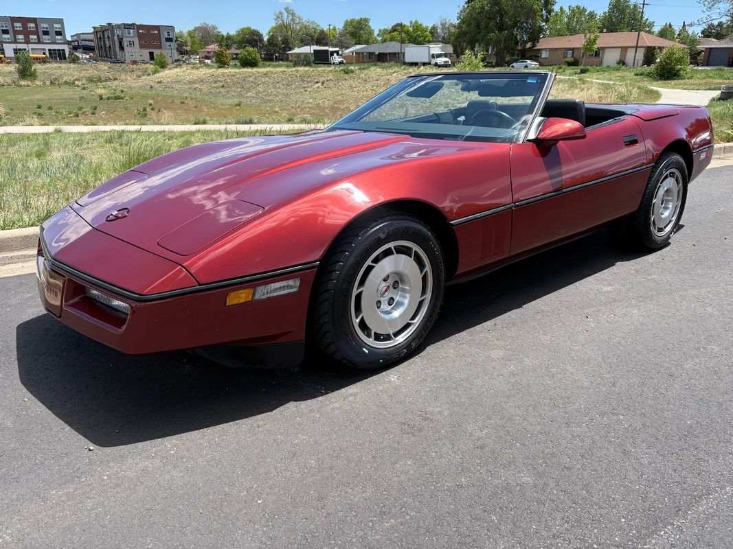 Chevrolet-Corvette-1986