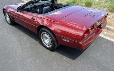 Chevrolet-Corvette-1986-27
