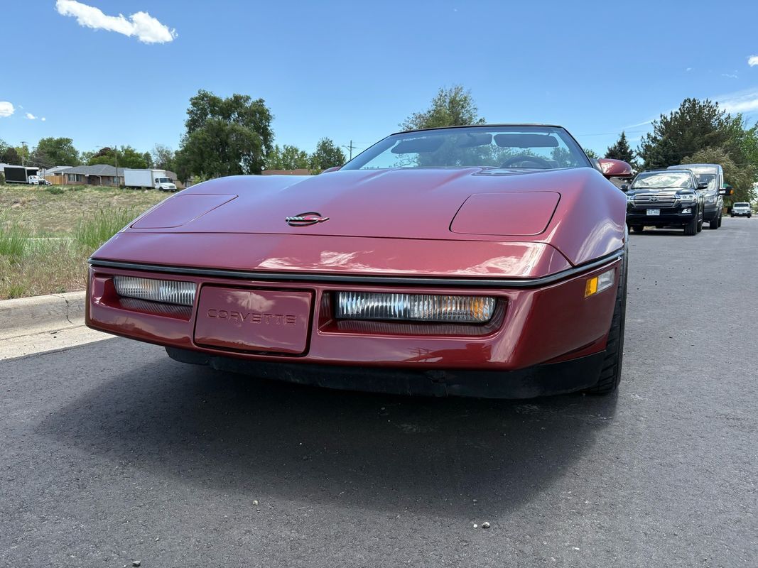 Chevrolet-Corvette-1986-32