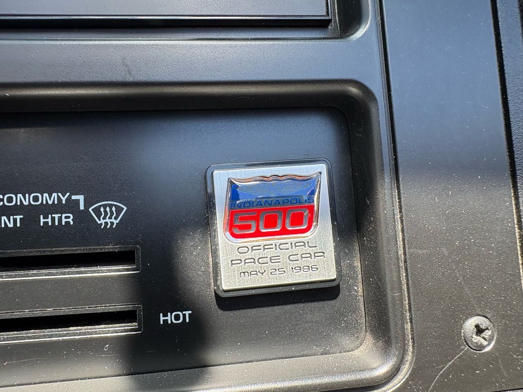 Chevrolet-Corvette-1986-9