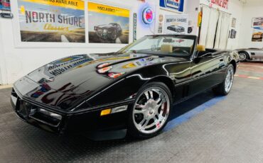 Chevrolet-Corvette-1986-Convertible-1