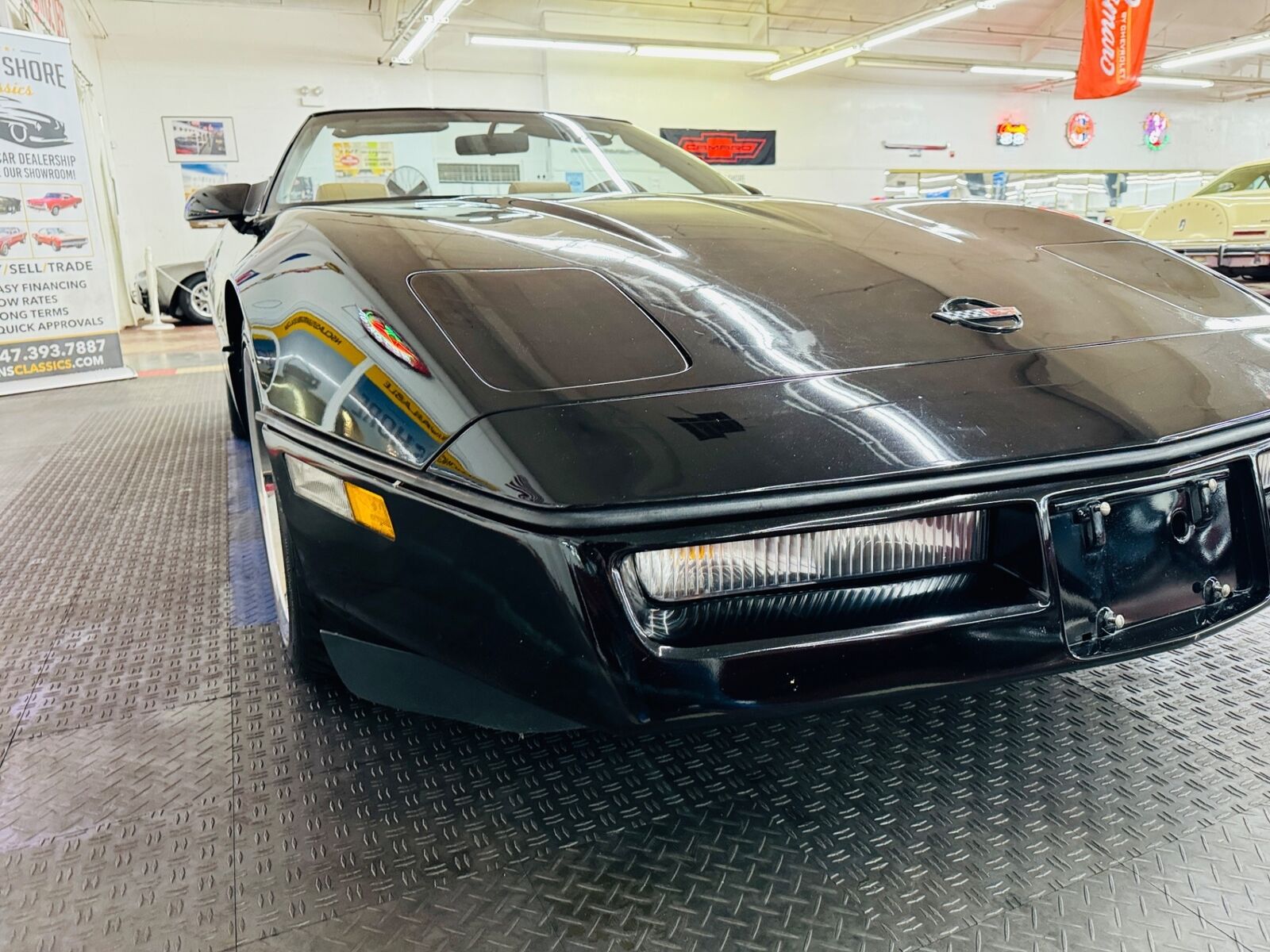 Chevrolet-Corvette-1986-Convertible-18