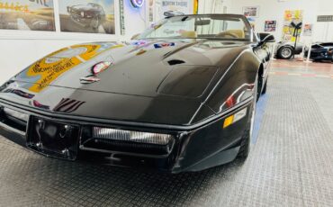 Chevrolet-Corvette-1986-Convertible-19