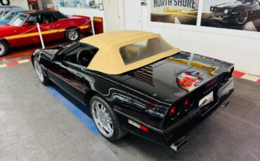Chevrolet-Corvette-1986-Convertible-6