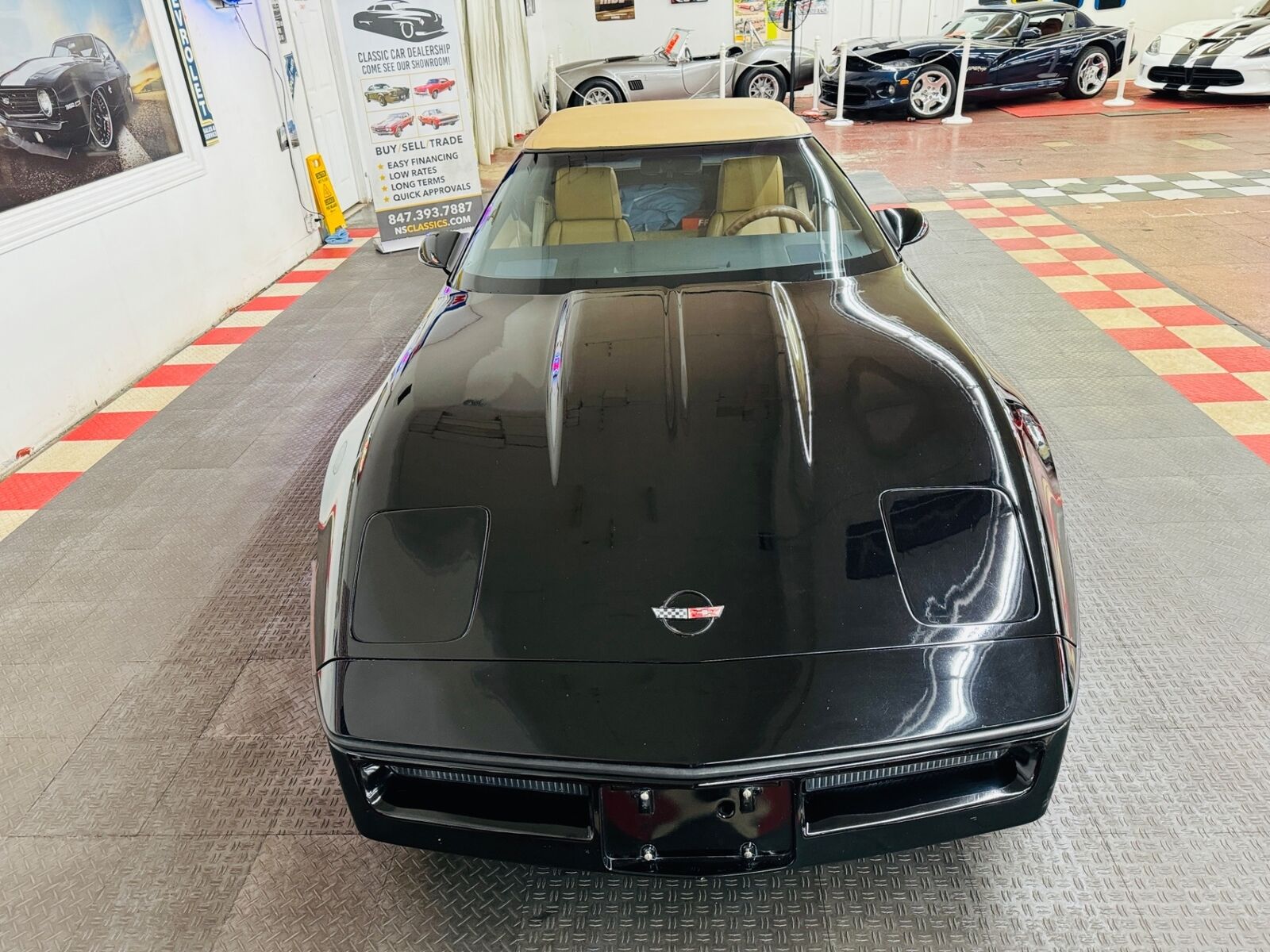 Chevrolet-Corvette-1986-Convertible-8