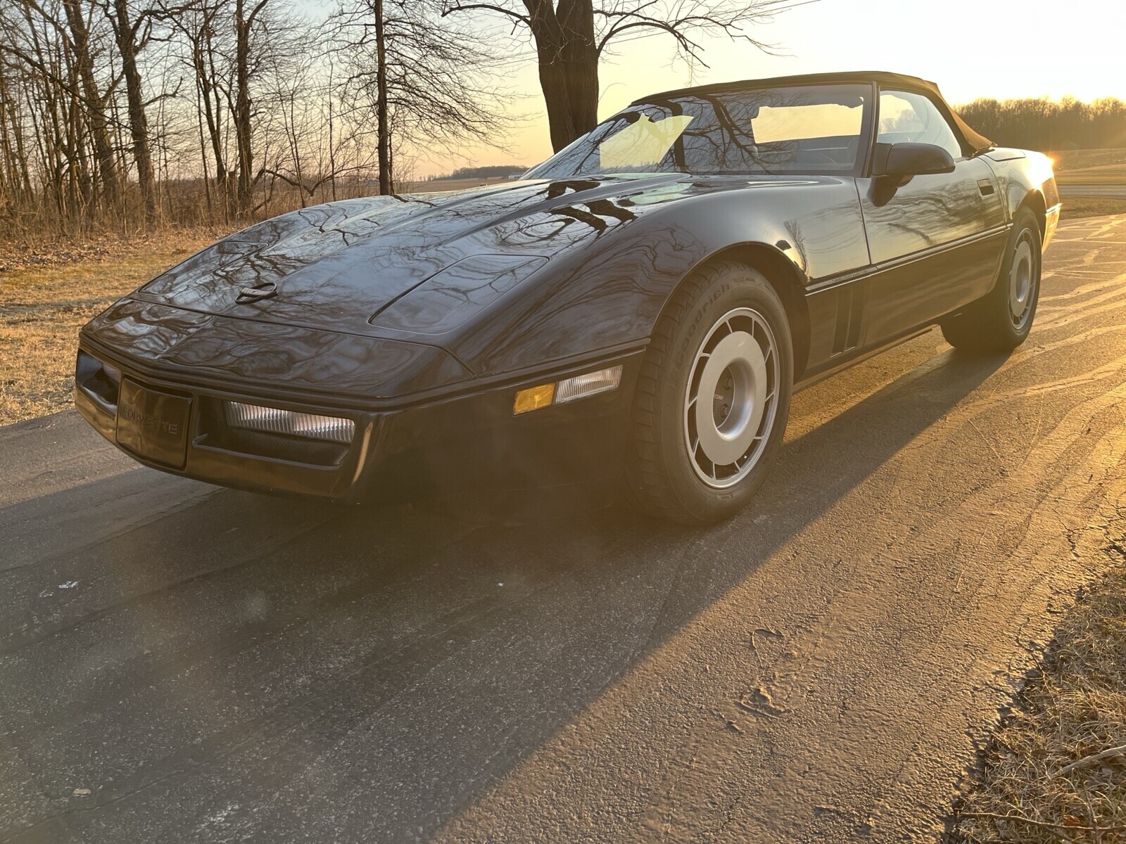 Chevrolet-Corvette-1987-Convertible-1