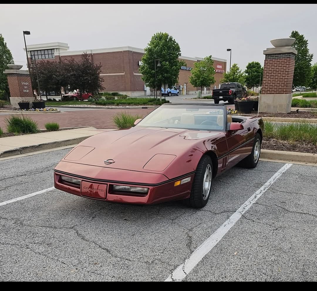 Chevrolet-Corvette-1987-Convertible-1