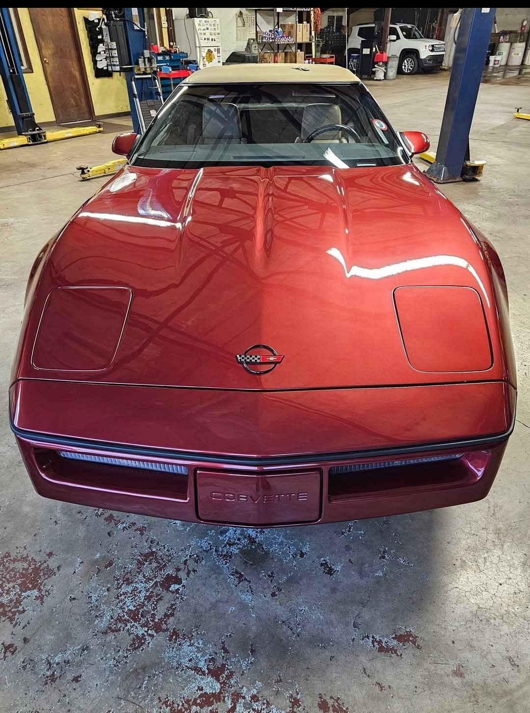 Chevrolet-Corvette-1987-Convertible-3